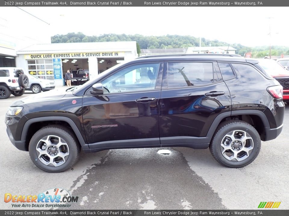 2022 Jeep Compass Trailhawk 4x4 Diamond Black Crystal Pearl / Black Photo #2