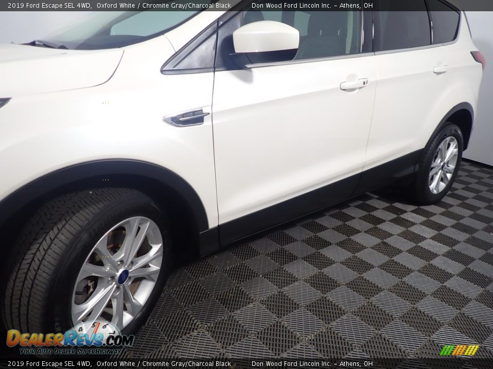 2019 Ford Escape SEL 4WD Oxford White / Chromite Gray/Charcoal Black Photo #10