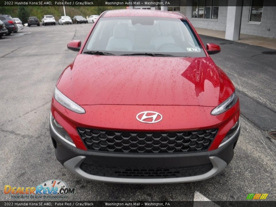 2022 Hyundai Kona SE AWD Pulse Red / Gray/Black Photo #4