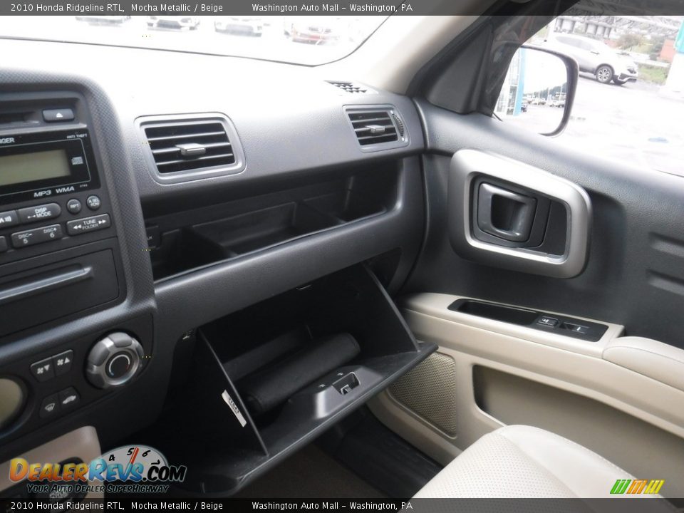 2010 Honda Ridgeline RTL Mocha Metallic / Beige Photo #26