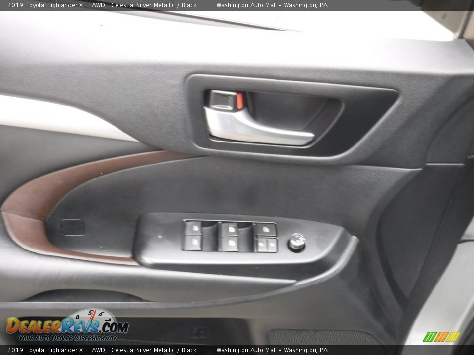 2019 Toyota Highlander XLE AWD Celestial Silver Metallic / Black Photo #19