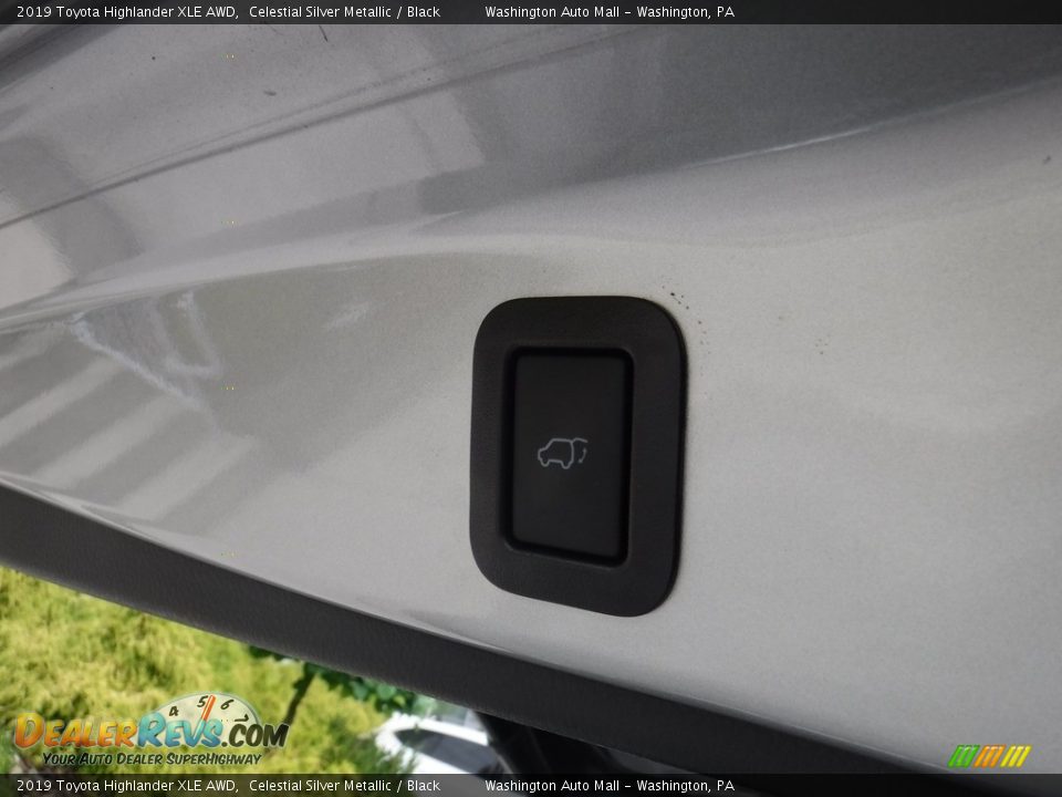 2019 Toyota Highlander XLE AWD Celestial Silver Metallic / Black Photo #31