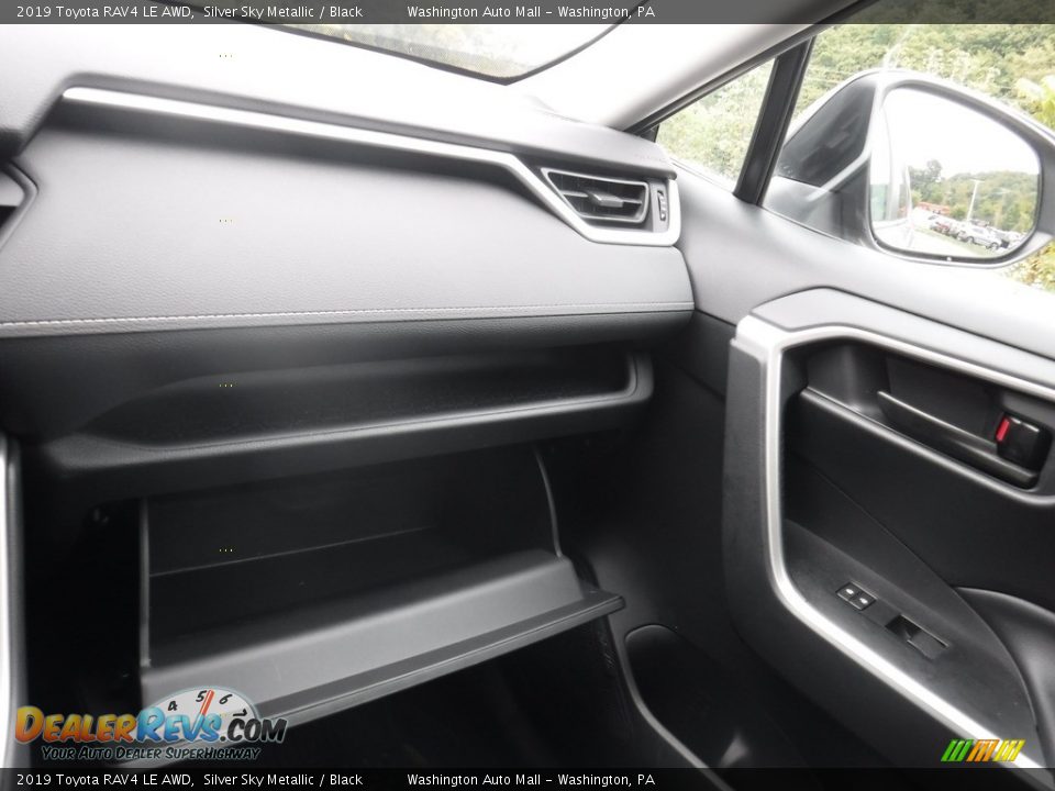 2019 Toyota RAV4 LE AWD Silver Sky Metallic / Black Photo #23
