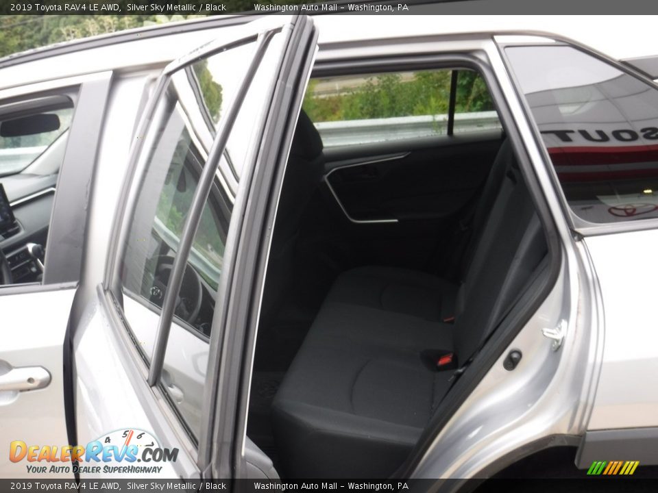 2019 Toyota RAV4 LE AWD Silver Sky Metallic / Black Photo #24