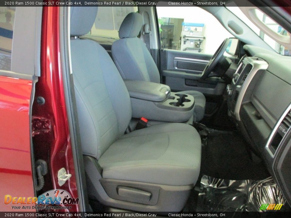 2020 Ram 1500 Classic SLT Crew Cab 4x4 Delmonico Red Pearl / Black/Diesel Gray Photo #15