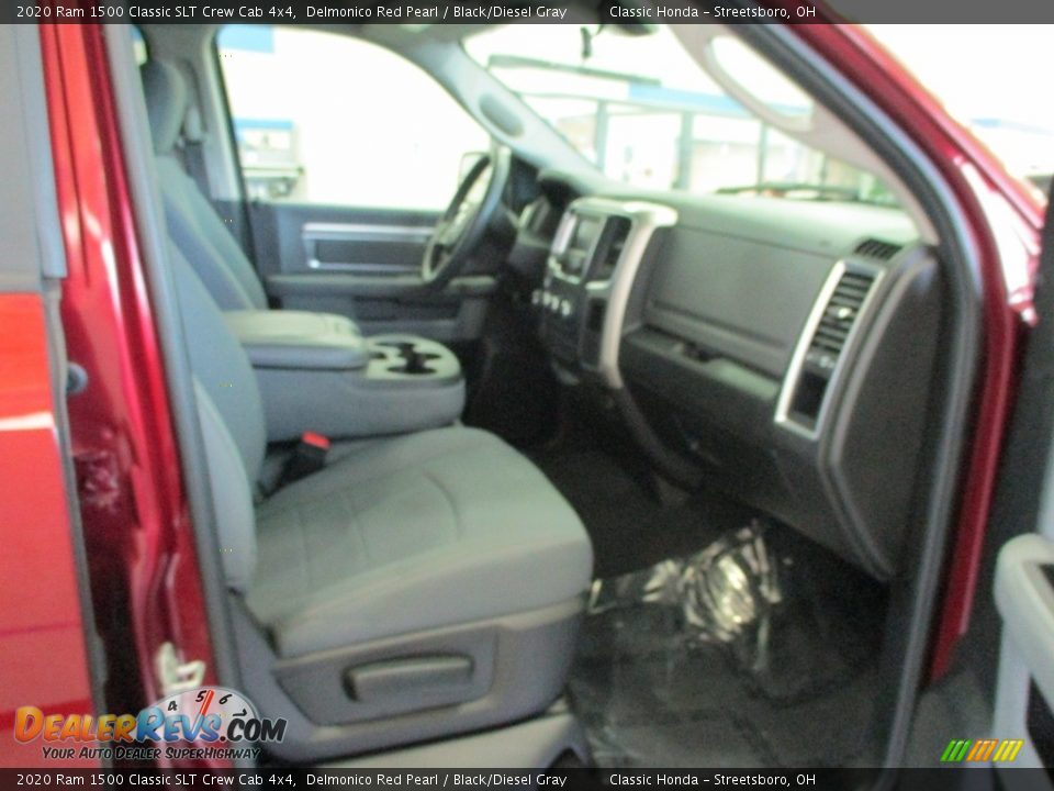 2020 Ram 1500 Classic SLT Crew Cab 4x4 Delmonico Red Pearl / Black/Diesel Gray Photo #16