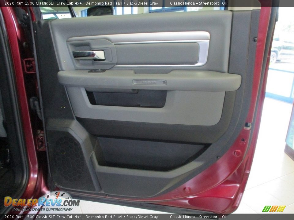 2020 Ram 1500 Classic SLT Crew Cab 4x4 Delmonico Red Pearl / Black/Diesel Gray Photo #17
