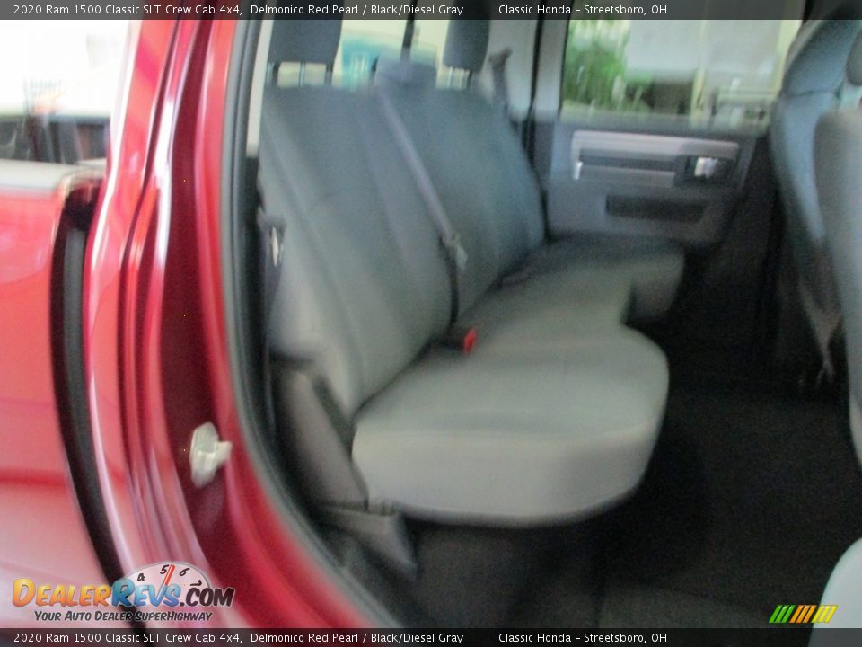 2020 Ram 1500 Classic SLT Crew Cab 4x4 Delmonico Red Pearl / Black/Diesel Gray Photo #18