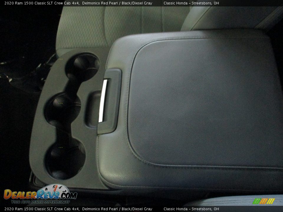 2020 Ram 1500 Classic SLT Crew Cab 4x4 Delmonico Red Pearl / Black/Diesel Gray Photo #33