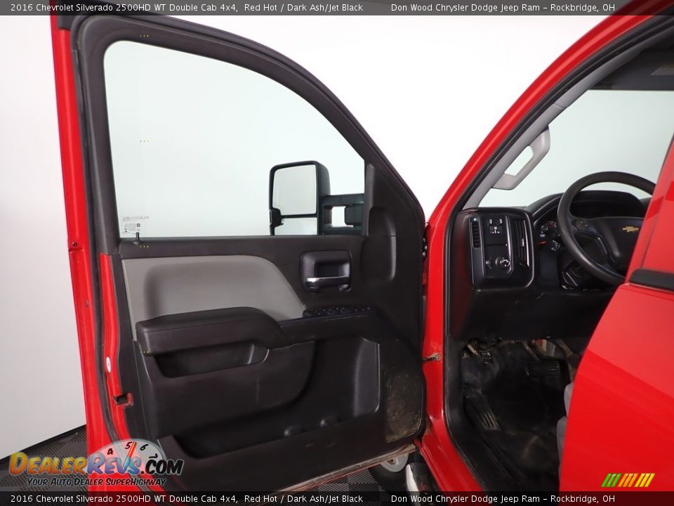 Door Panel of 2016 Chevrolet Silverado 2500HD WT Double Cab 4x4 Photo #9