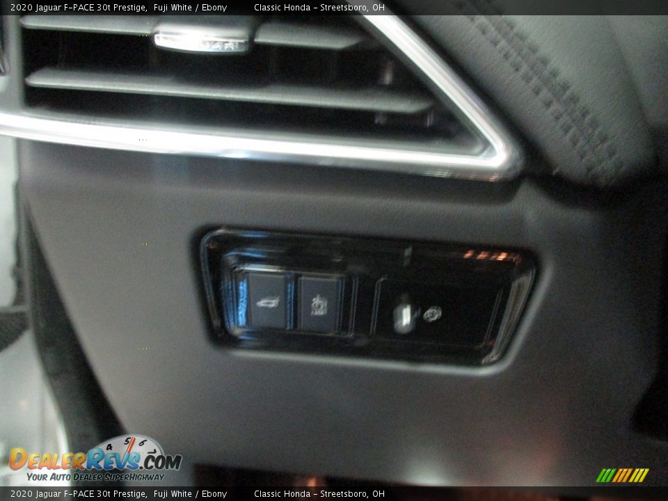 2020 Jaguar F-PACE 30t Prestige Fuji White / Ebony Photo #27