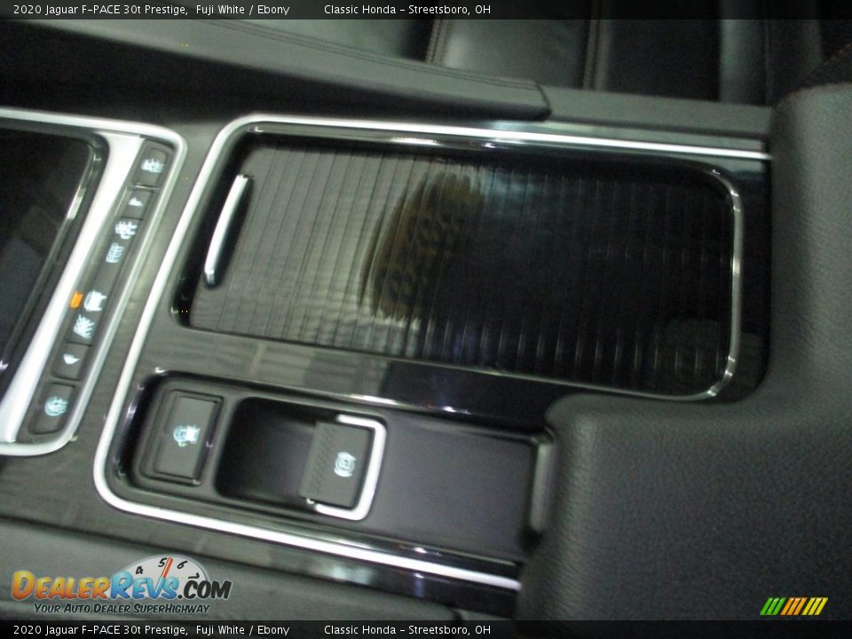 2020 Jaguar F-PACE 30t Prestige Fuji White / Ebony Photo #36