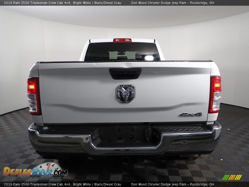 2019 Ram 3500 Tradesman Crew Cab 4x4 Bright White / Black/Diesel Gray Photo #7