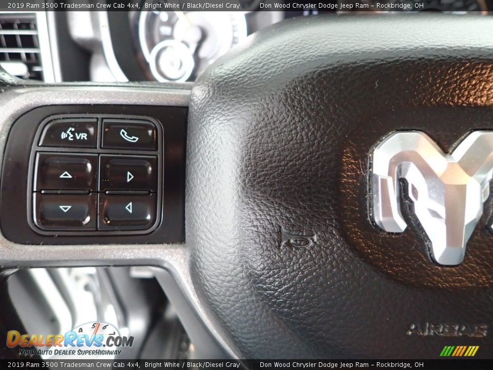 2019 Ram 3500 Tradesman Crew Cab 4x4 Steering Wheel Photo #15