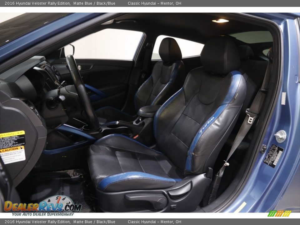 Black/Blue Interior - 2016 Hyundai Veloster Rally Edition Photo #5