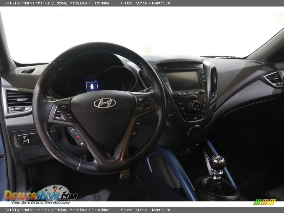 Dashboard of 2016 Hyundai Veloster Rally Edition Photo #6