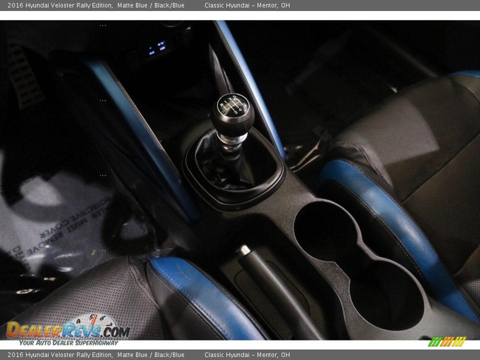 2016 Hyundai Veloster Rally Edition Shifter Photo #14