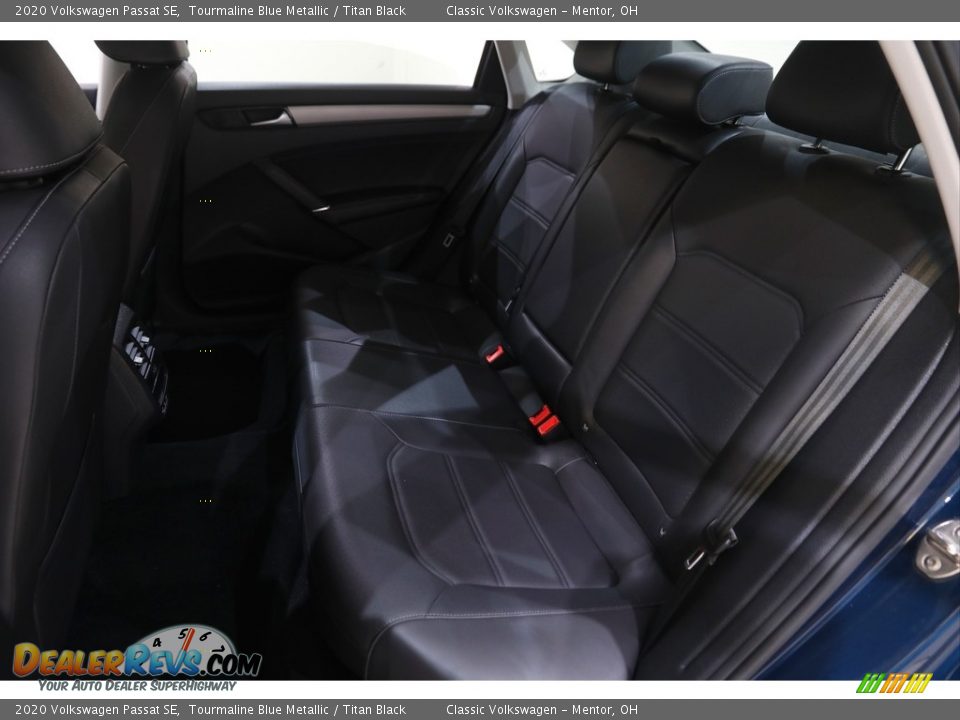 2020 Volkswagen Passat SE Tourmaline Blue Metallic / Titan Black Photo #16