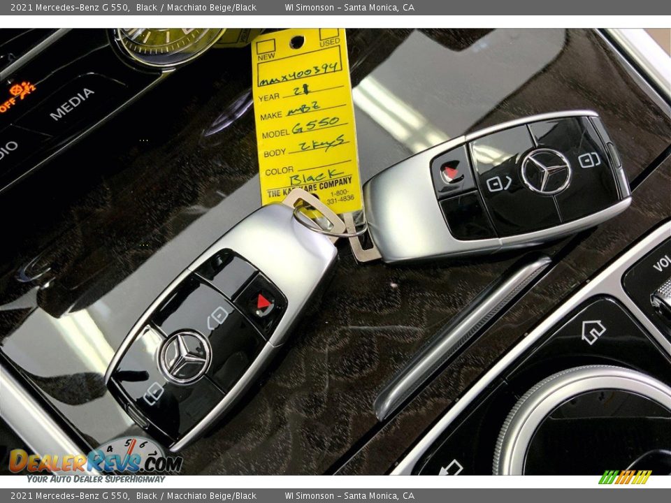 Keys of 2021 Mercedes-Benz G 550 Photo #11