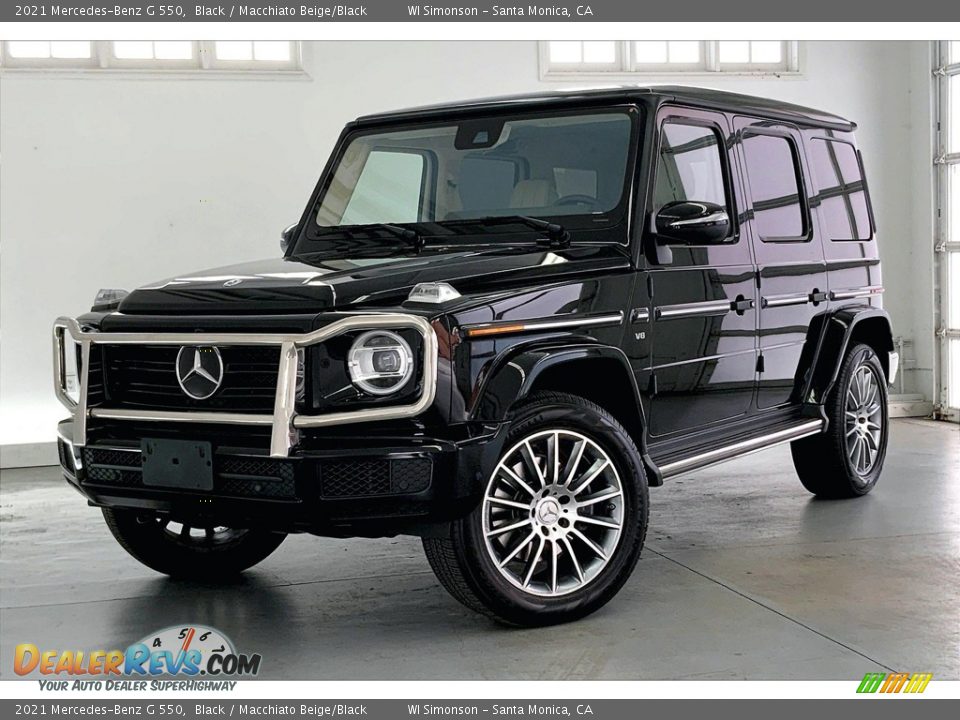 Front 3/4 View of 2021 Mercedes-Benz G 550 Photo #12