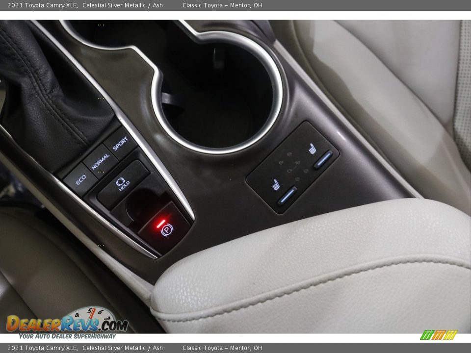 2021 Toyota Camry XLE Celestial Silver Metallic / Ash Photo #13