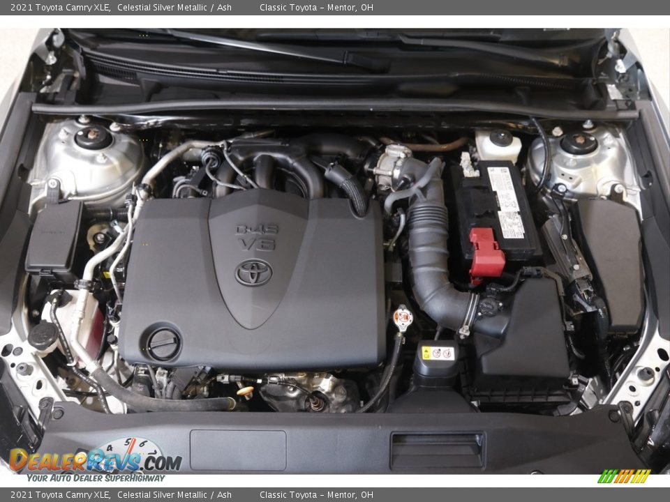 2021 Toyota Camry XLE Celestial Silver Metallic / Ash Photo #18