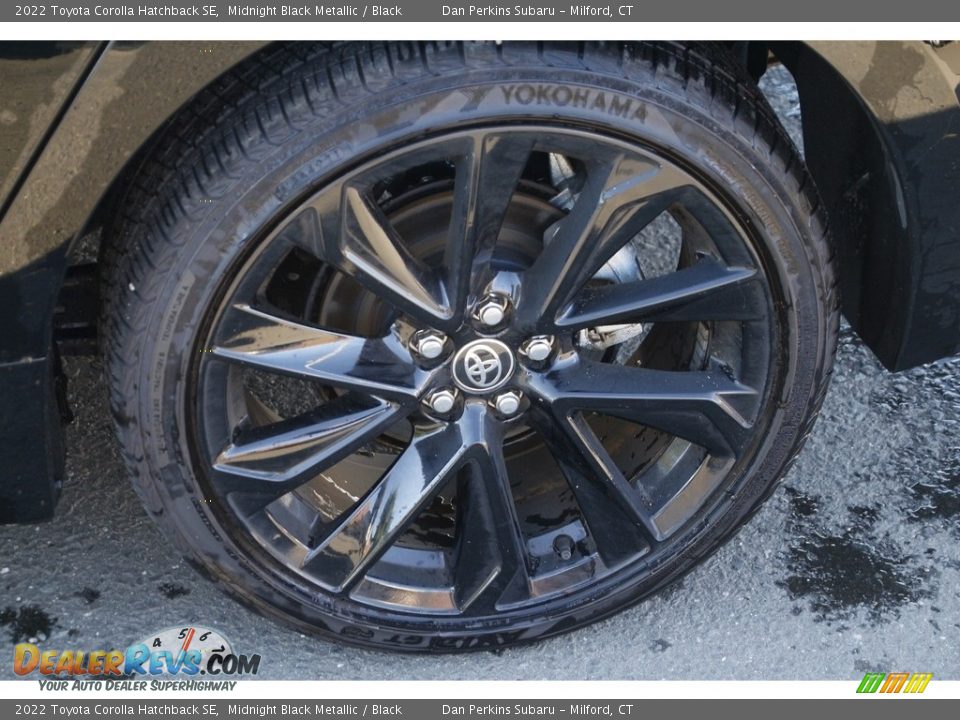 2022 Toyota Corolla Hatchback SE Midnight Black Metallic / Black Photo #24