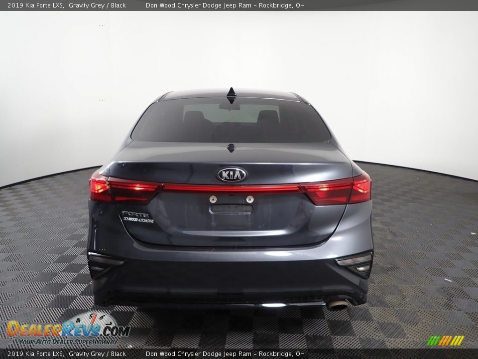2019 Kia Forte LXS Gravity Grey / Black Photo #7