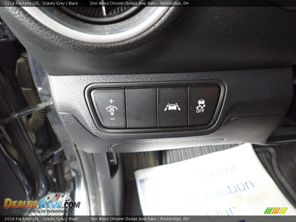 2019 Kia Forte LXS Gravity Grey / Black Photo #14