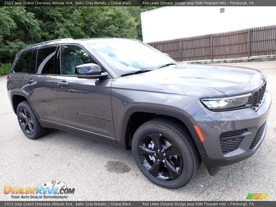 2023 Jeep Grand Cherokee Altitude 4x4 Baltic Gray Metallic / Global Black Photo #8