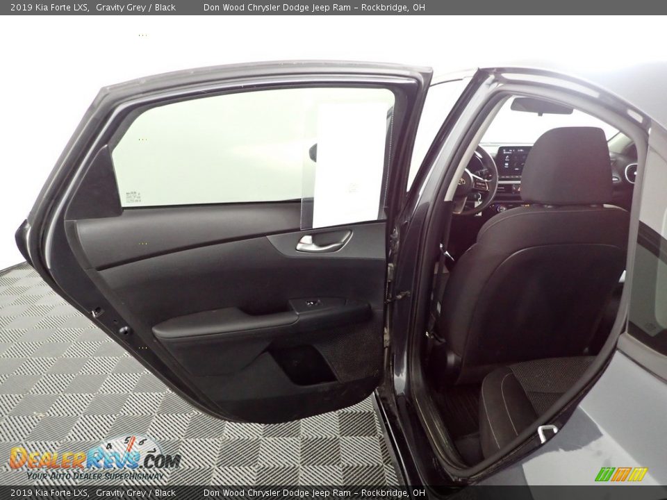 2019 Kia Forte LXS Gravity Grey / Black Photo #22
