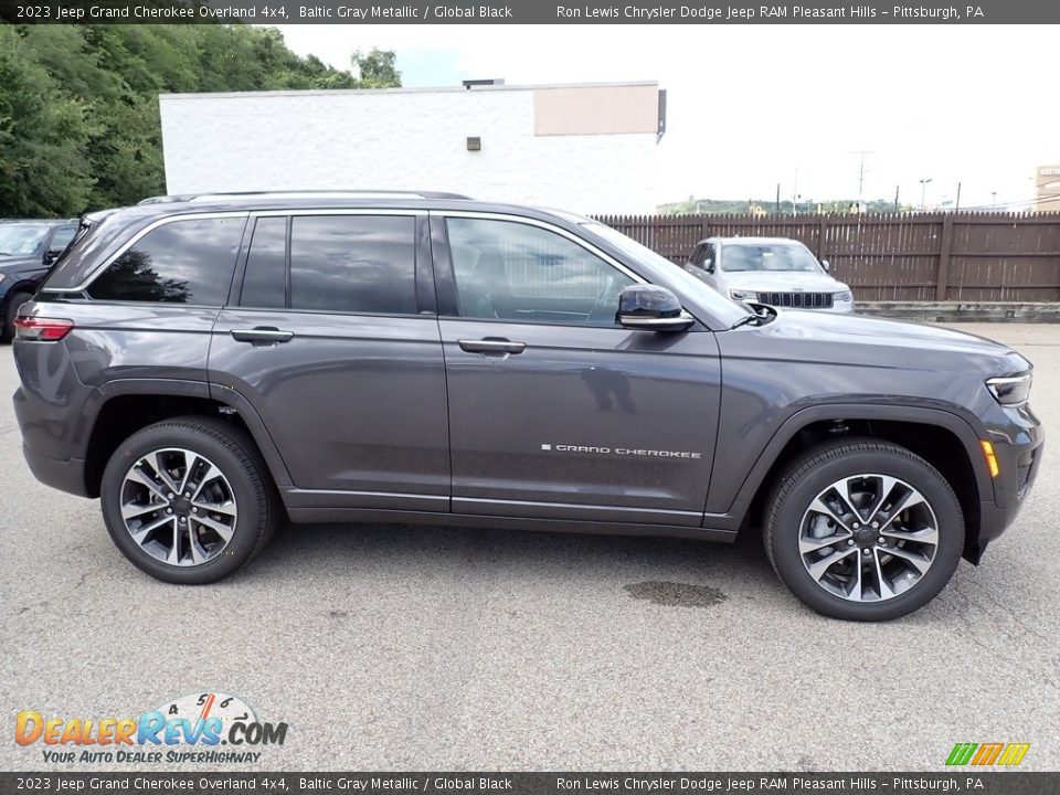 2023 Jeep Grand Cherokee Overland 4x4 Baltic Gray Metallic / Global Black Photo #7