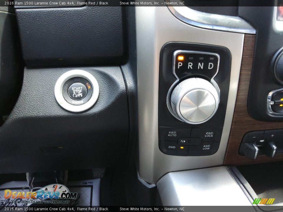 2016 Ram 1500 Laramie Crew Cab 4x4 Shifter Photo #27