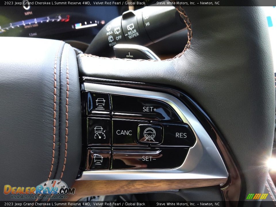 2023 Jeep Grand Cherokee L Summit Reserve 4WD Steering Wheel Photo #24