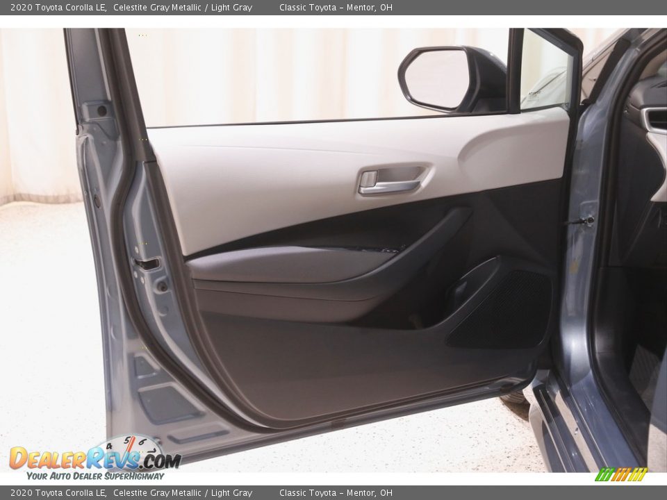 2020 Toyota Corolla LE Celestite Gray Metallic / Light Gray Photo #4