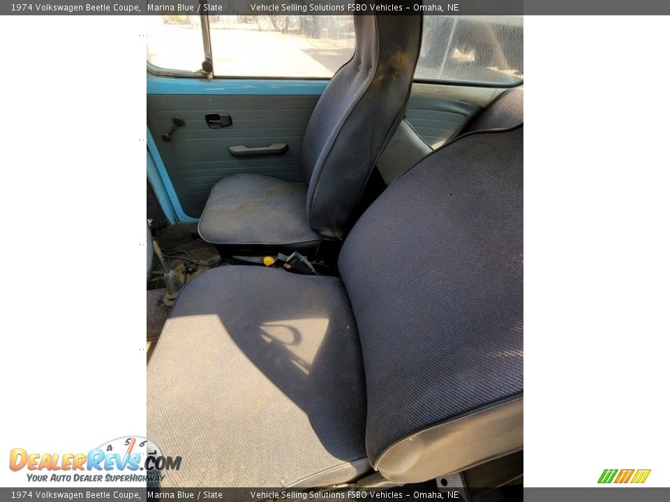 Front Seat of 1974 Volkswagen Beetle Coupe Photo #10