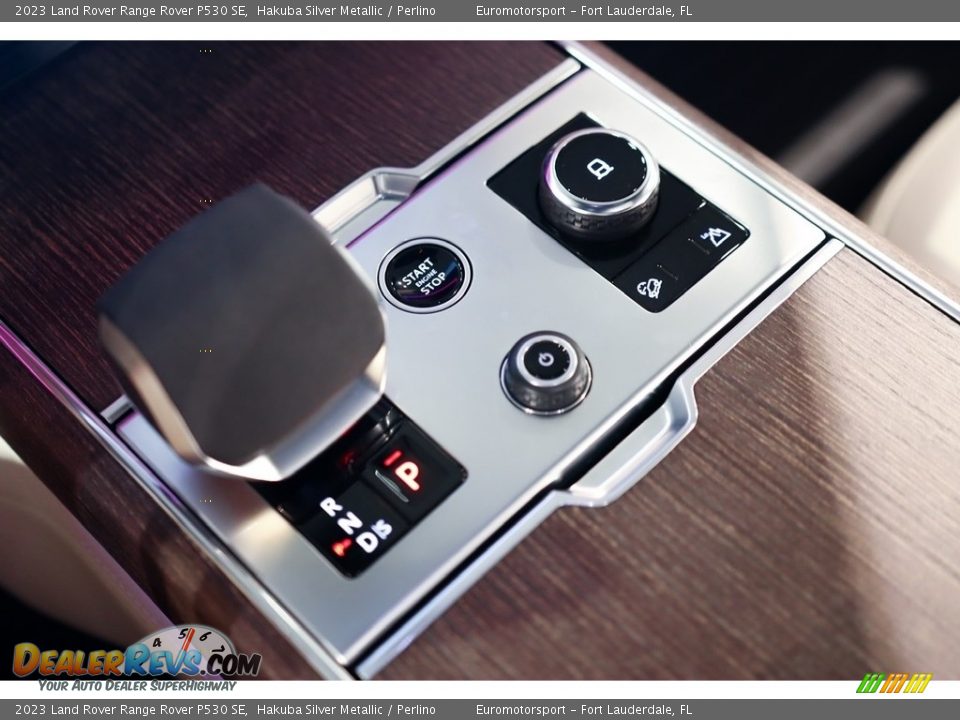 2023 Land Rover Range Rover P530 SE Shifter Photo #26