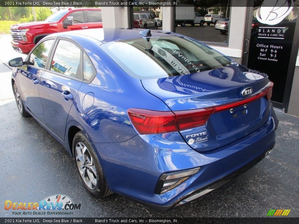 2021 Kia Forte LXS Deep Sea Blue / Black Photo #3