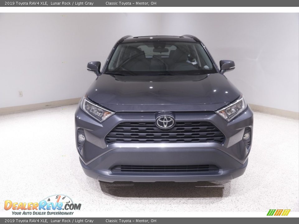 2019 Toyota RAV4 XLE Lunar Rock / Light Gray Photo #2