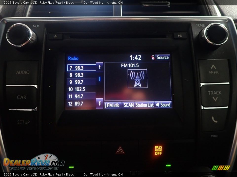 2015 Toyota Camry SE Ruby Flare Pearl / Black Photo #2