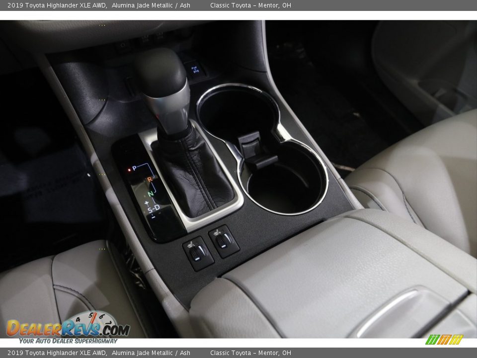 2019 Toyota Highlander XLE AWD Alumina Jade Metallic / Ash Photo #14