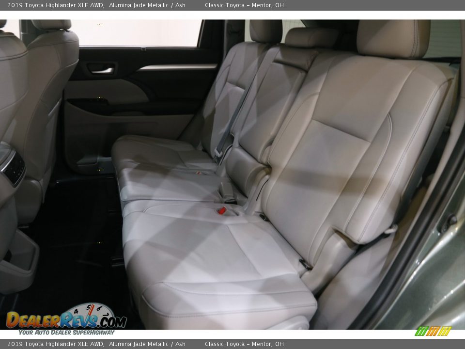 2019 Toyota Highlander XLE AWD Alumina Jade Metallic / Ash Photo #18