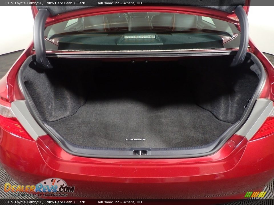 2015 Toyota Camry SE Ruby Flare Pearl / Black Photo #14