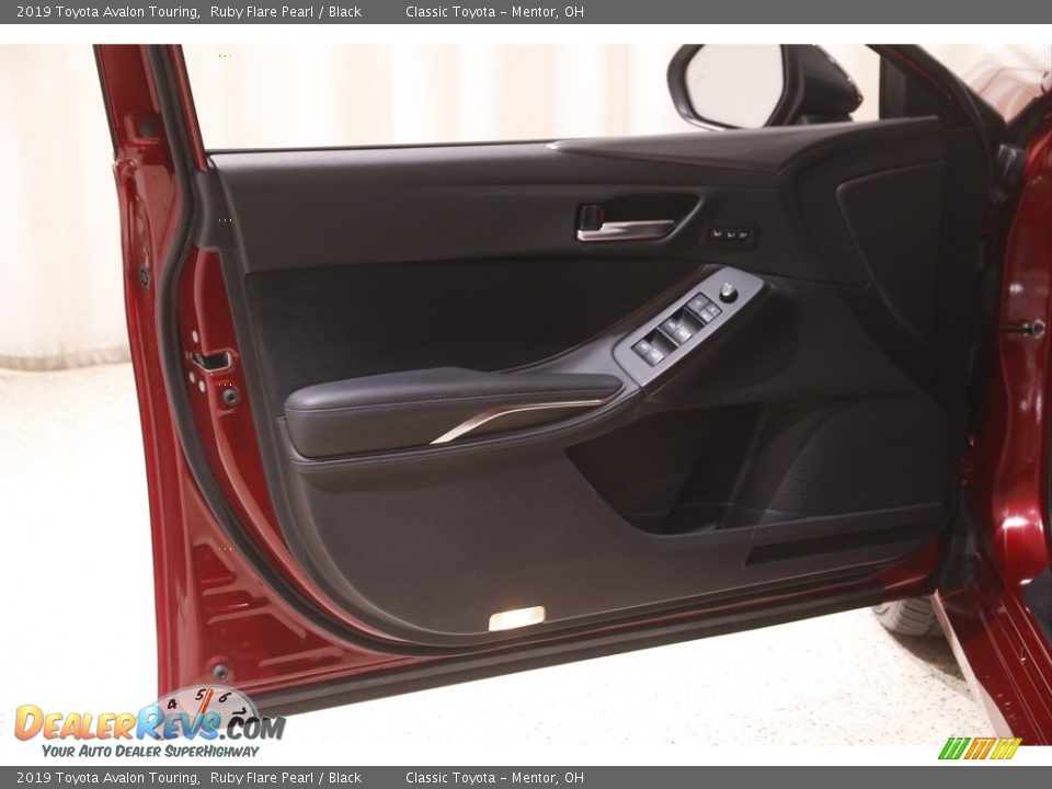 2019 Toyota Avalon Touring Ruby Flare Pearl / Black Photo #4
