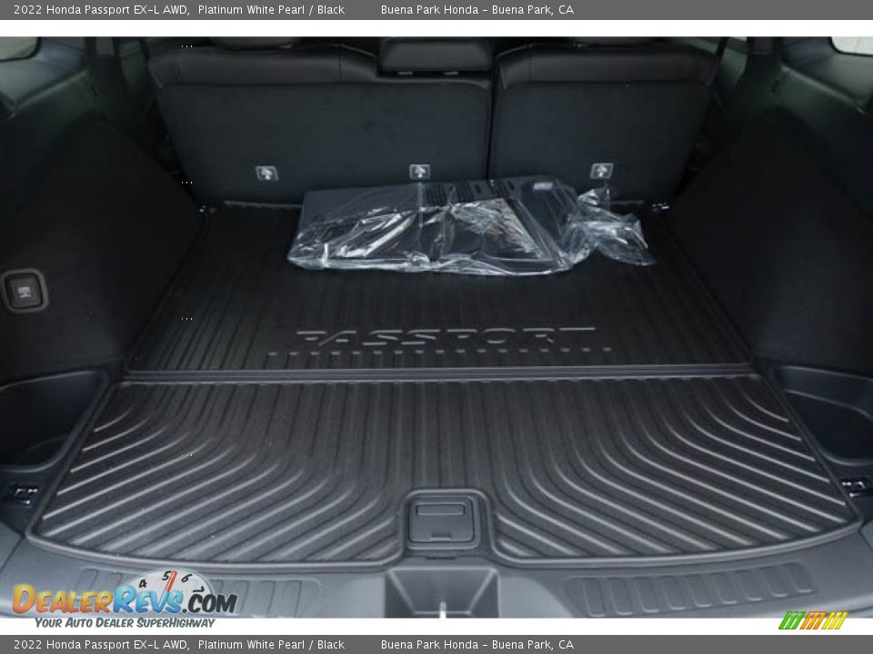 2022 Honda Passport EX-L AWD Platinum White Pearl / Black Photo #29