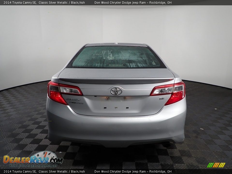 2014 Toyota Camry SE Classic Silver Metallic / Black/Ash Photo #9