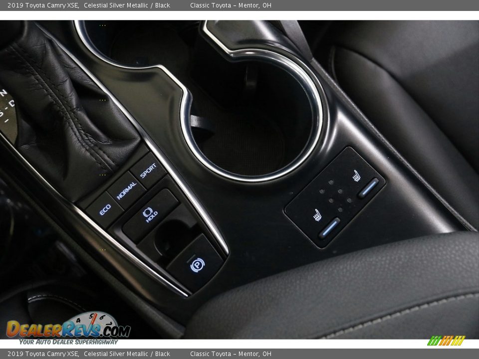 2019 Toyota Camry XSE Celestial Silver Metallic / Black Photo #13