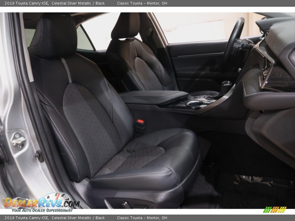 2019 Toyota Camry XSE Celestial Silver Metallic / Black Photo #14