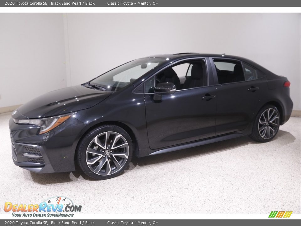 2020 Toyota Corolla SE Black Sand Pearl / Black Photo #3