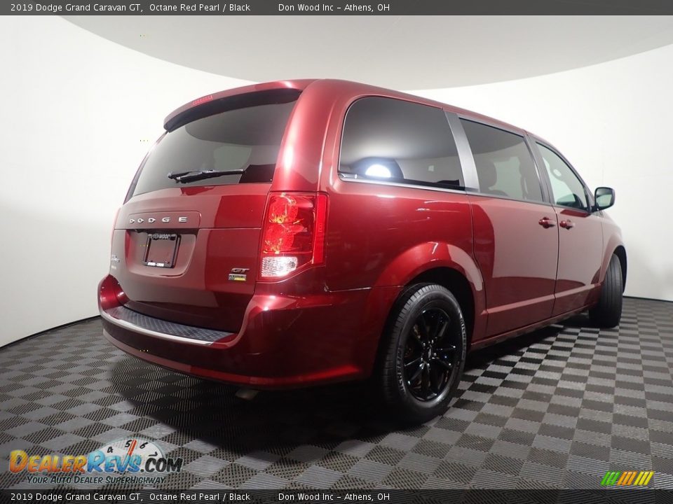 2019 Dodge Grand Caravan GT Octane Red Pearl / Black Photo #17